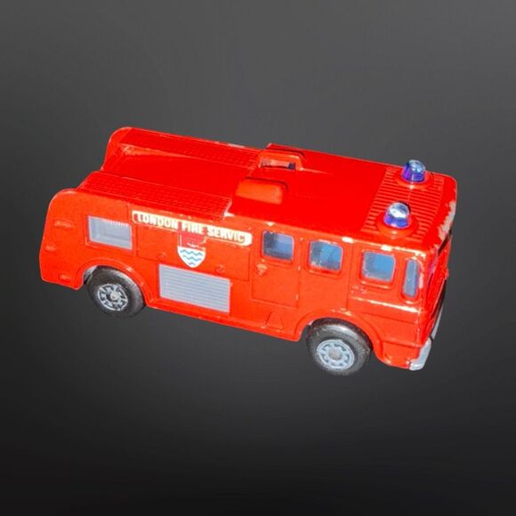 Vintage 1969 Lesney Matchbox Merryweather Fire Engine No.35 Red United Kingdom - Picture 3 of 9